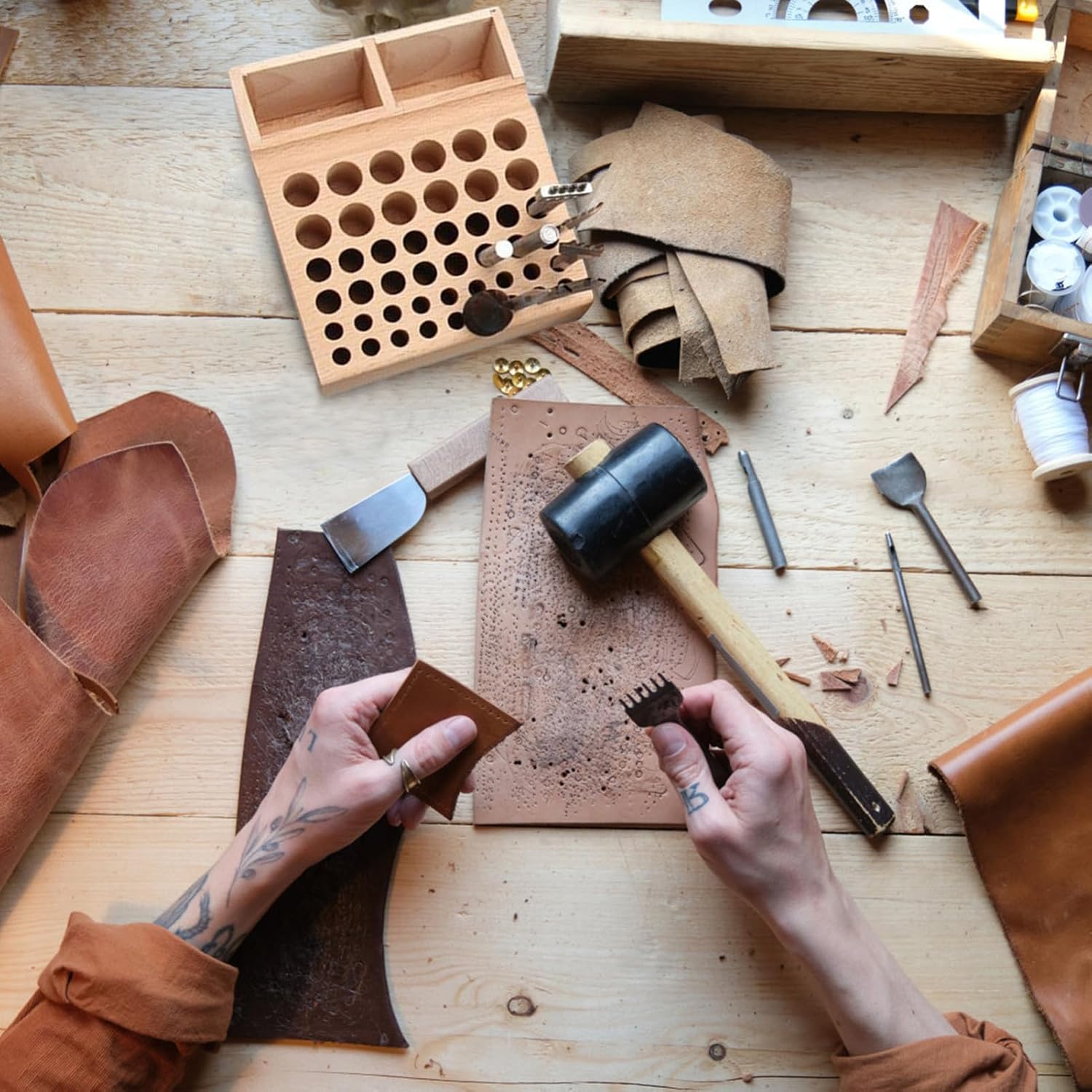 GENERIC Boîte à Outils,Stand à Perforation En Cuir | Boîte De Rangement En Bois Pour Outils En Cuir,Usage Domestique Et Artisanal Pour Les Femmes Et Les Hommes