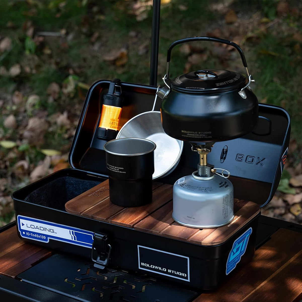  Boîte à Outils De Camping En Fer Avec Poignée Confortable En Cuir Et Finition Peinture Protectrice Adaptée à Divers Environnements