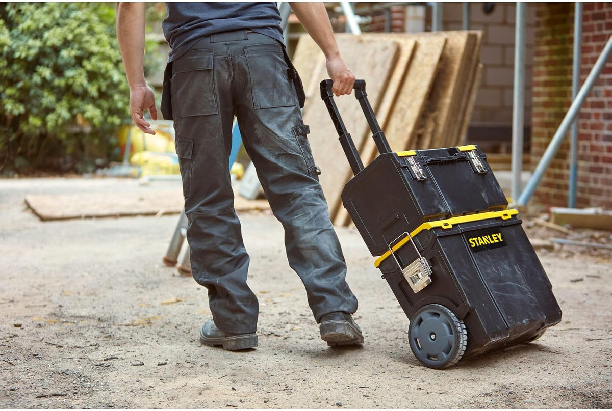  Stanley 1-70-326 Servante Compacte 3 En 1 - Boite À Outils Détachable - 2 Organiseurs Sur Le Couvercle - Bac Pour Électroportatif - Polypropylène Résistant - Poignée Télescopique - 630 X 475 X 284Mm Noir